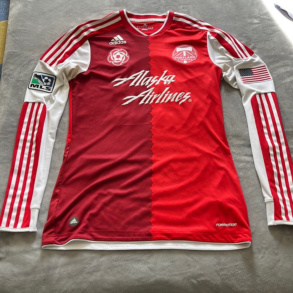Portland Timbers 2011 Red Alternate SIZE M Custom Long Sleeve Jersey